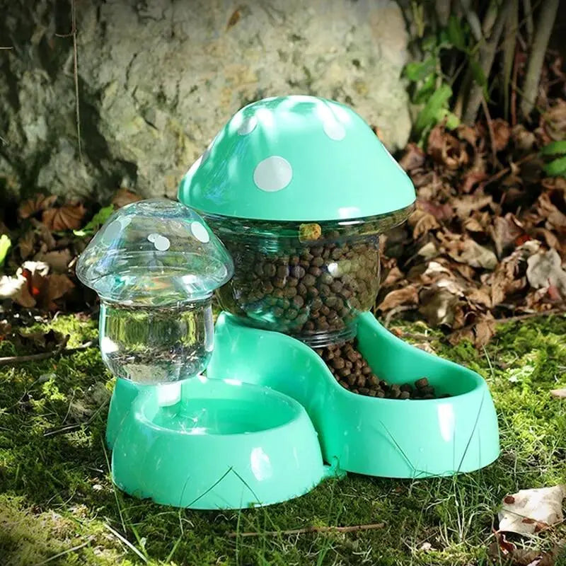 SmartPaws 1.8L Automatic Pet Feeder with Anti-Tipping Mushroom Bowl Design